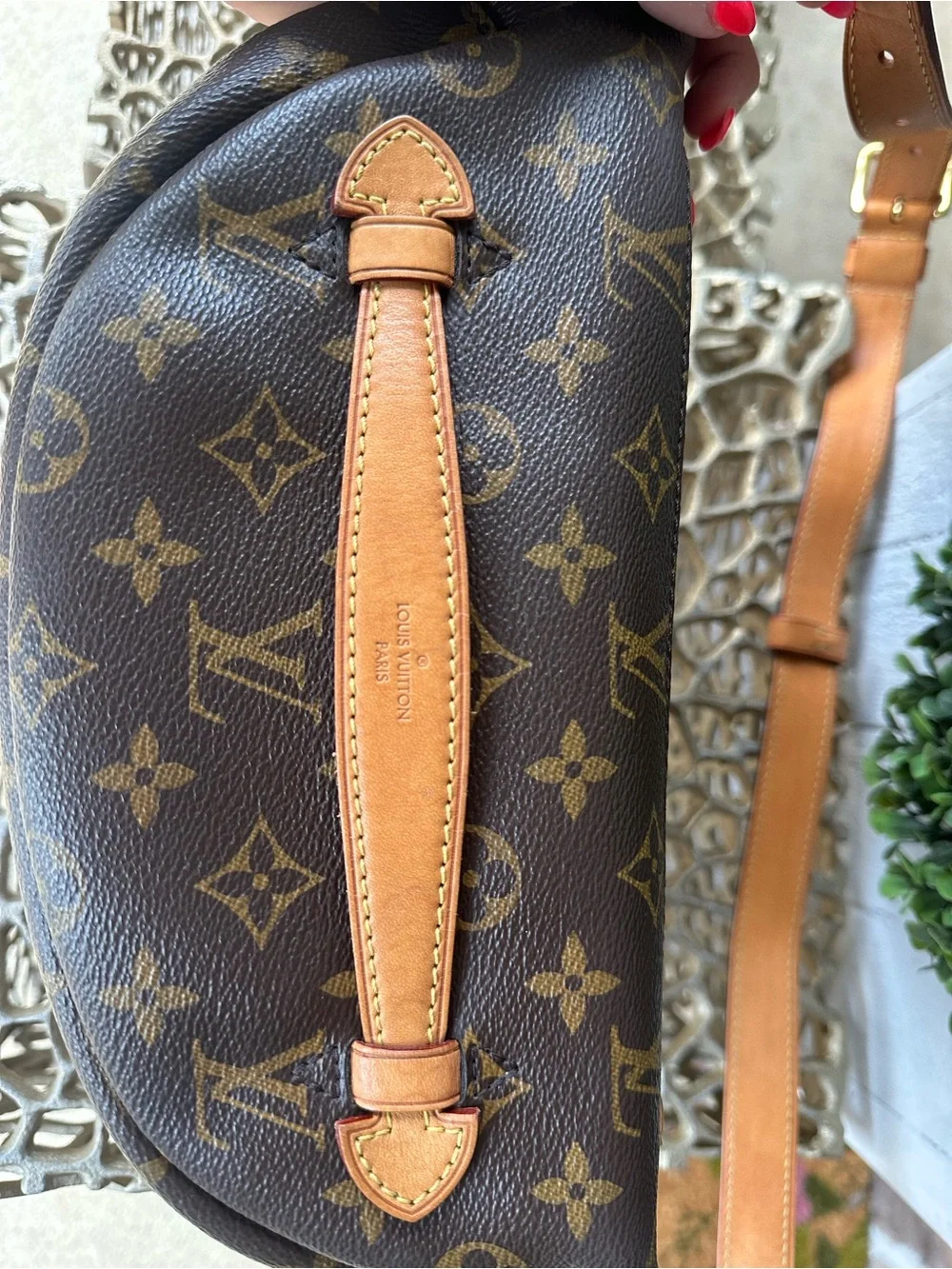 Louis Vuitton Monogram DISCONTINUED Bumbag